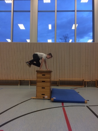 https://www.kindersportschule-filderstadt.de/content/igal/kasten_frontal-1B3YY6-L-684.jpg
