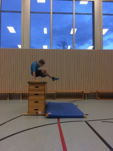 https://www.kindersportschule-filderstadt.de/content/igal/kasten_seitlich_2-4QDEP5-L-686.jpg